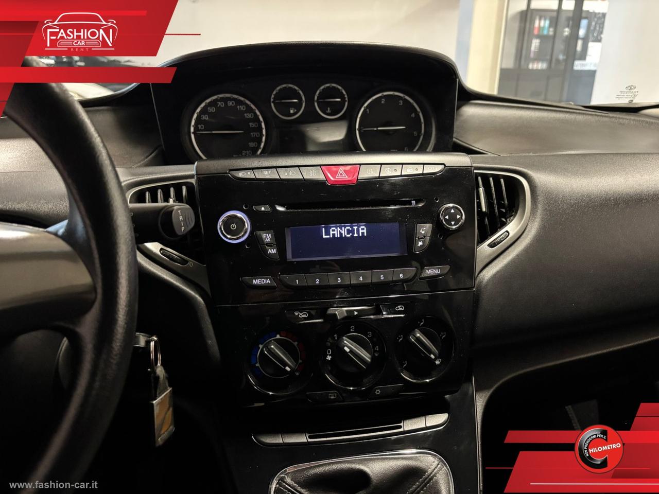 LANCIA Ypsilon 1.3 MJT 95 CV 5p. S&S Silver