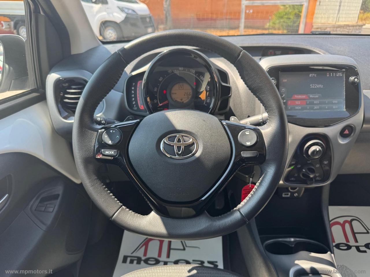 TOYOTA AYGO CONNECT 5P. AUTOMATICA 1.0 72CV
