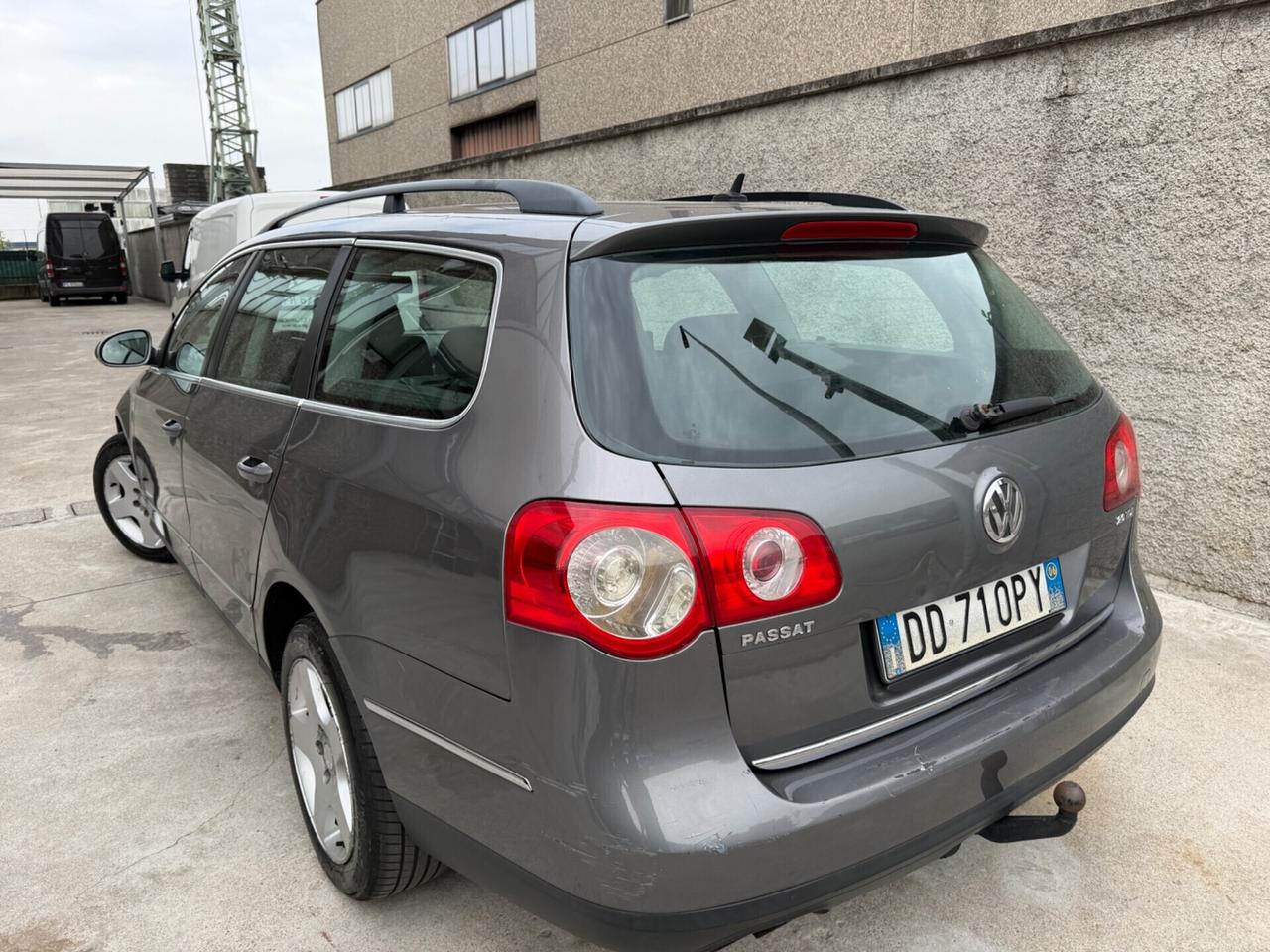 VW PASSAT 2.0TDI GANCIO TRAINO 1800