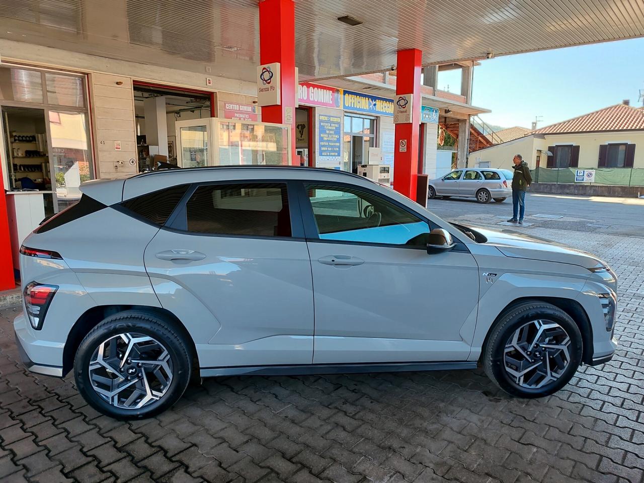 Hyundai Kona 1.0 N-Line Hybid 11/2023 solo 15.000km PROMO