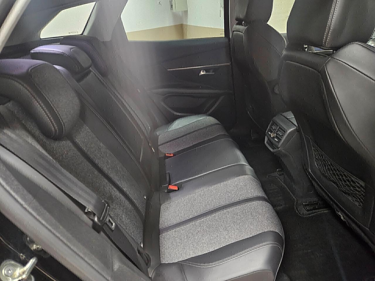 Peugeot 3008 BlueHDi 130 S&S Allure