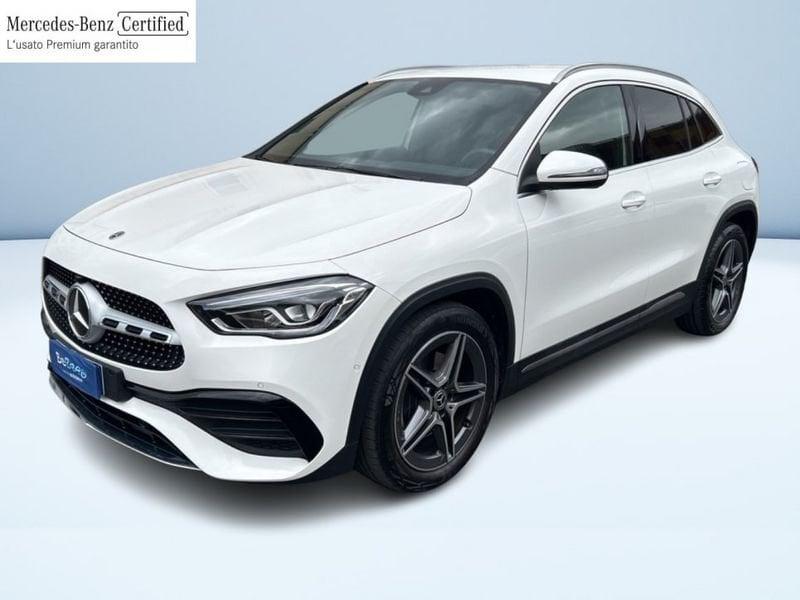 Mercedes-Benz GLA 200 D PREMIUM AUTO