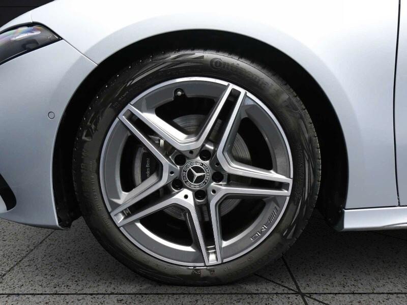 MERCEDES Classe A (W177) A 180 Automatic AM...