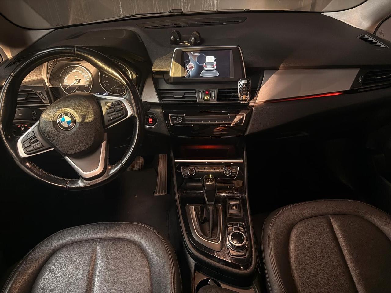 Bmw 2er Active Tourer 218d Luxury