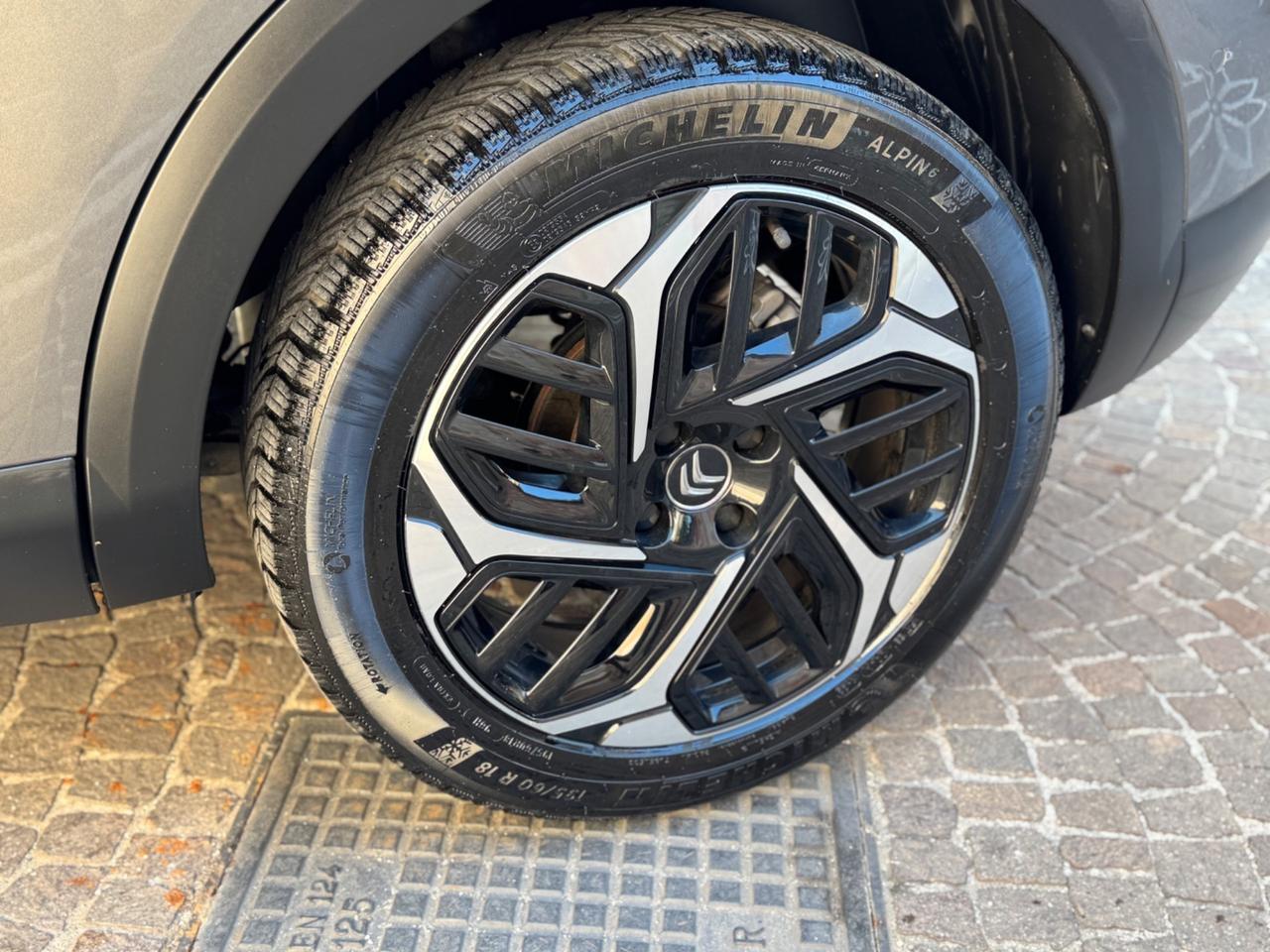 Citroen C4 PureTech 130 S&S EAT8 Shine