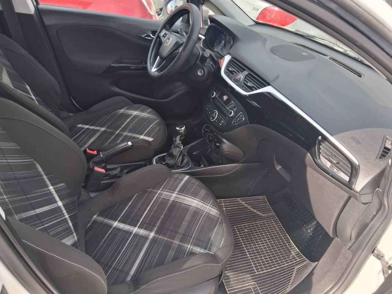 Opel Corsa 1.2 5 porte