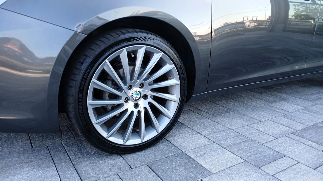 Alfa Romeo Giulietta 1.6 JTDm-2 120 CV Exclusive