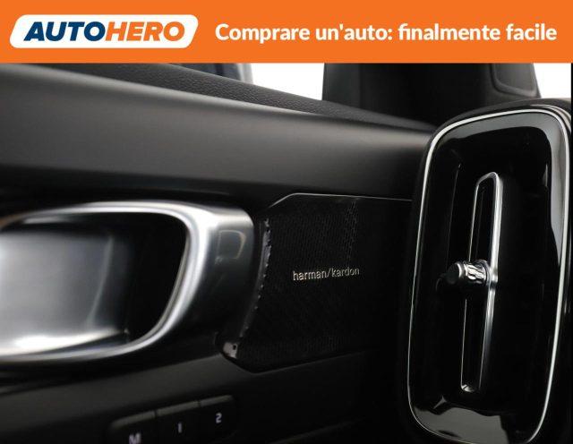 VOLVO XC40 B3 automatico Plus Dark N1