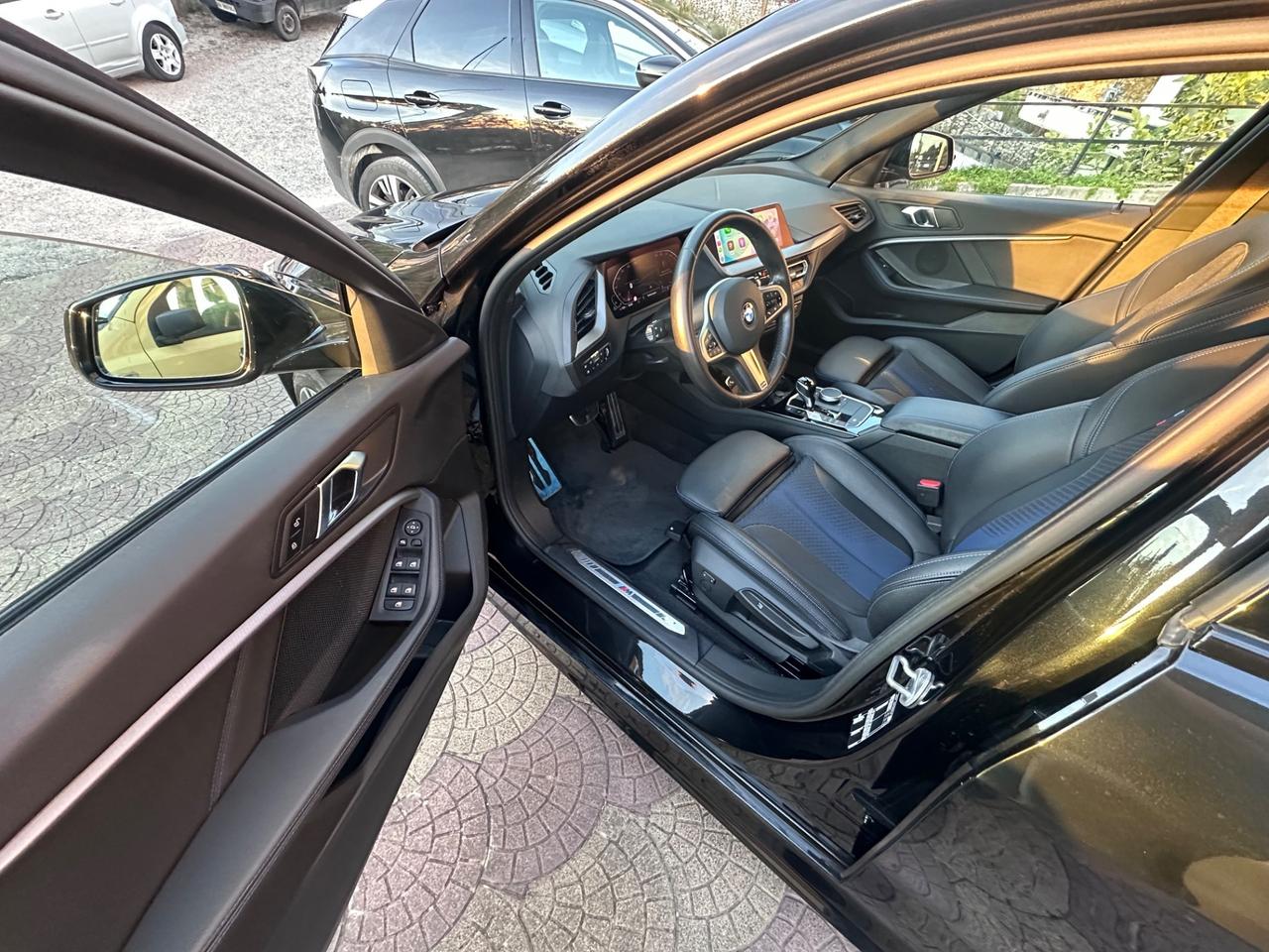 Bmw 118 118d 5p. Colorvision Edition MSPORT