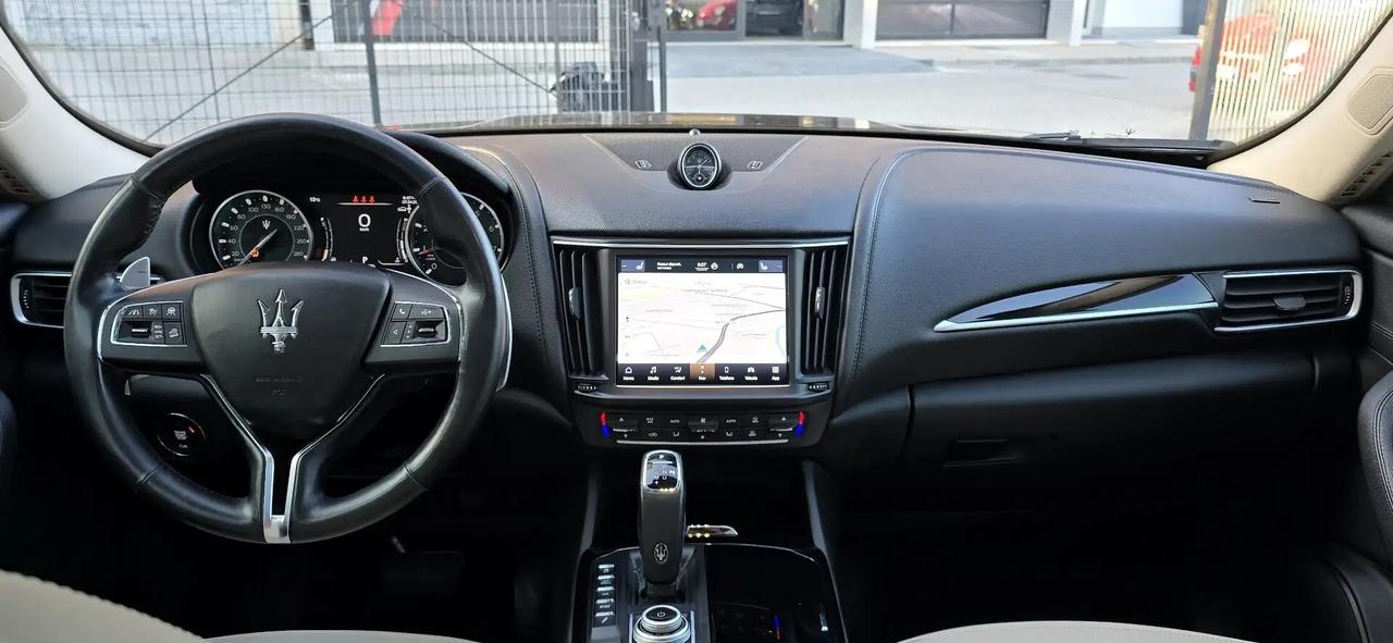Maserati Levante MHEV 330 CV AWD Executive