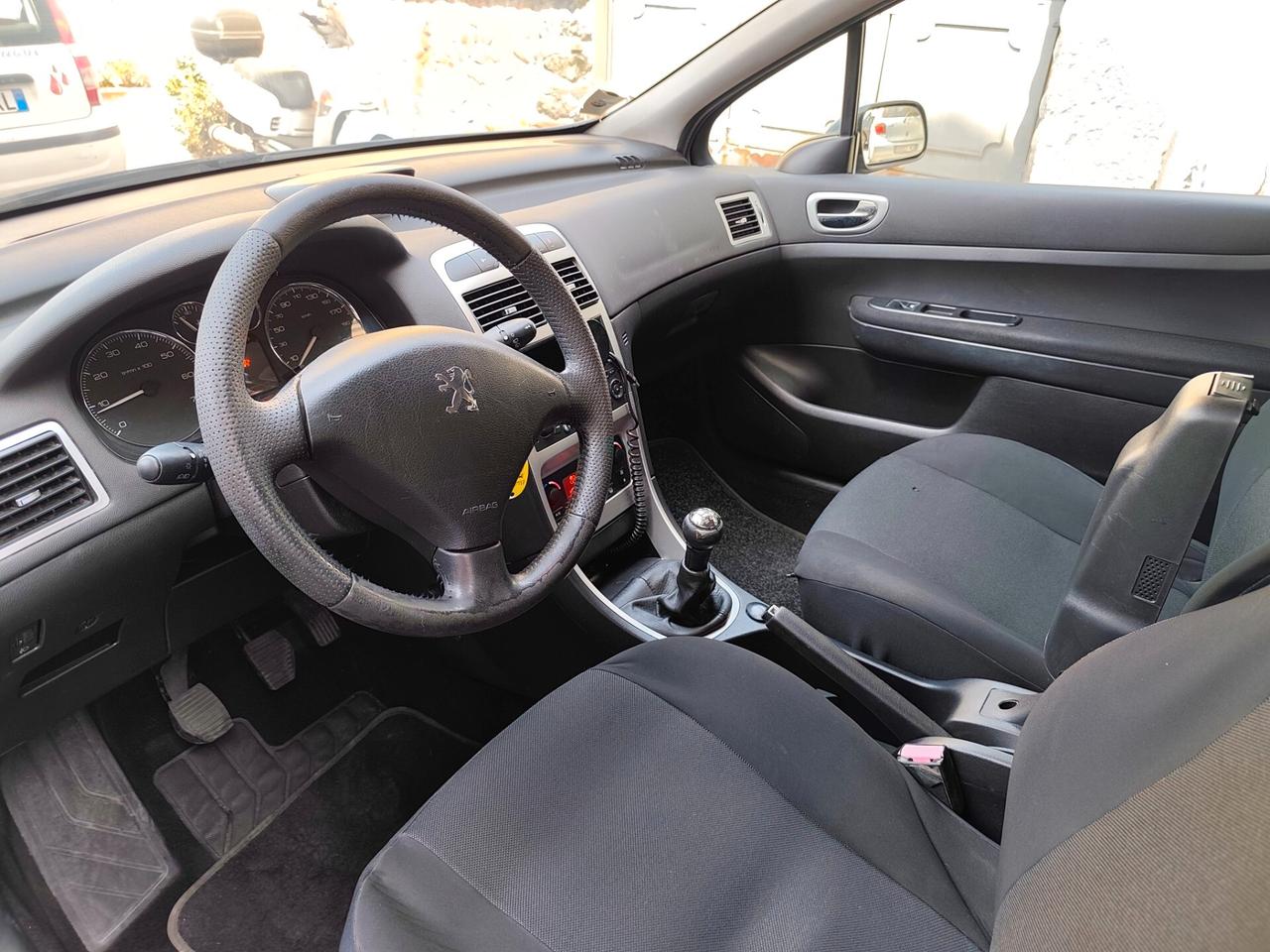 Peugeot 307 1.6 16V Perfetta