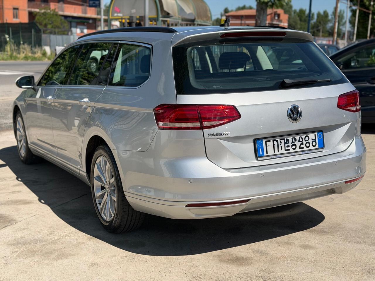 Volkswagen Passat 1.6 TDI Business BlueMotion Technology