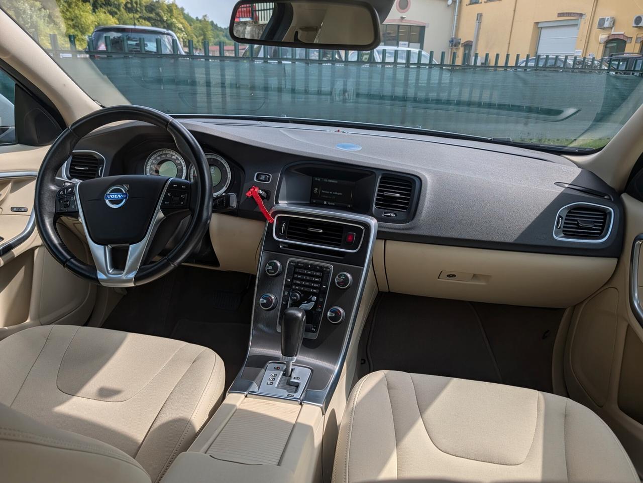 Volvo S60 T4 Powershift Momentum
