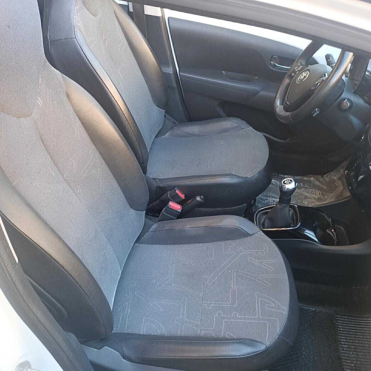 TOYOTA Aygo 2ª serie - 2016 KM SOLO 68000 CABRIO PREZZO RIBASSATO