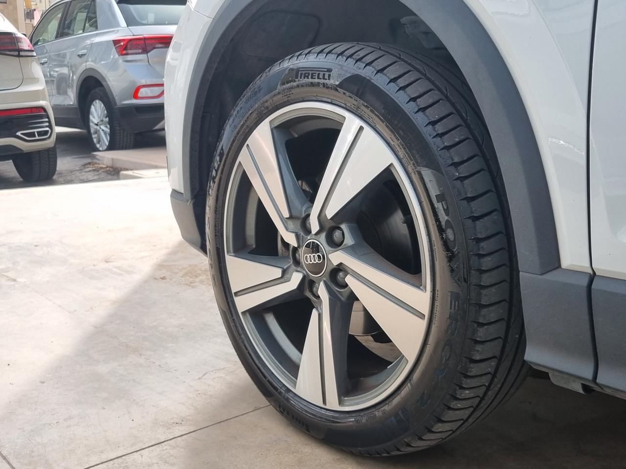Audi Q2 I 35 1.5 tfsi Business s-tronic 150 CV