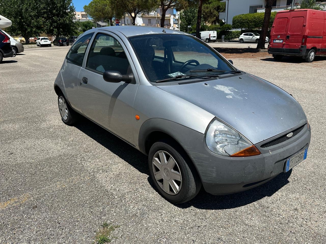 Ford Ka 1.3 benzina neopatentati 2003