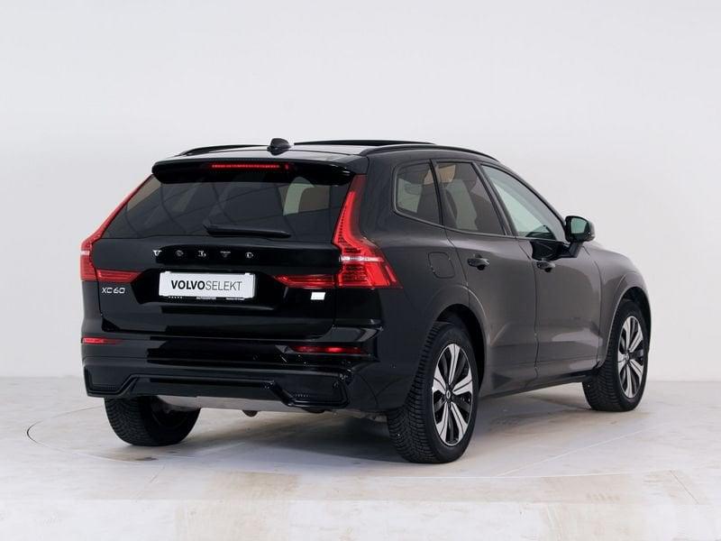 Volvo XC60 T6 Plug-in hybrid AWD automatico Plus Dark