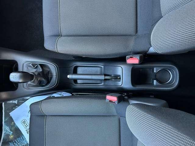 Citroen C3 1.2 83cv Plus + Car Play + R16