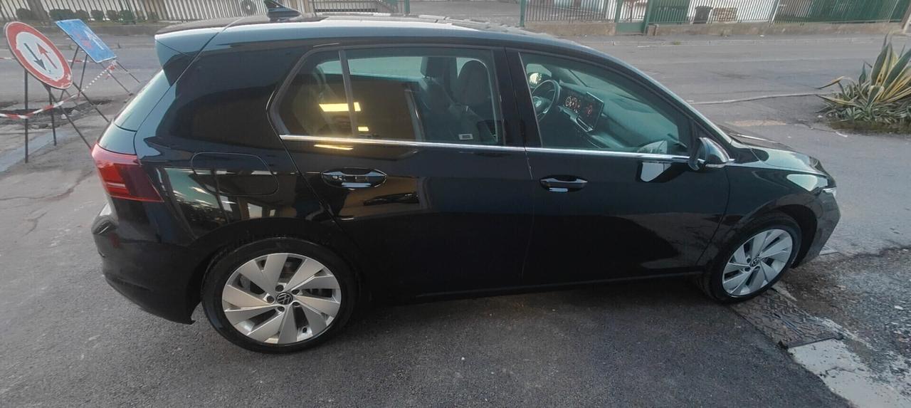 Volkswagen Golf 2.0 TDI 150 CV DSG SCR Style