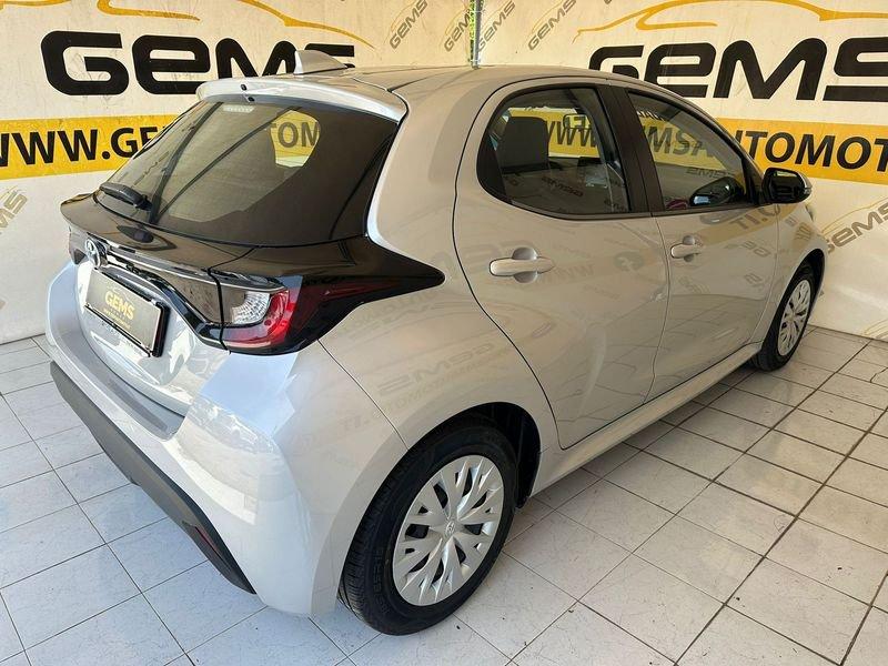 Toyota Yaris 1.0 5 porte Active