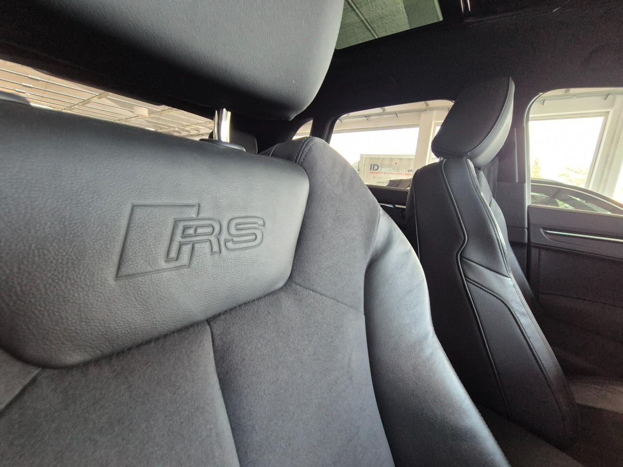 Audi Q3 RS quattro S tronic 2023 - FULL SERVICED