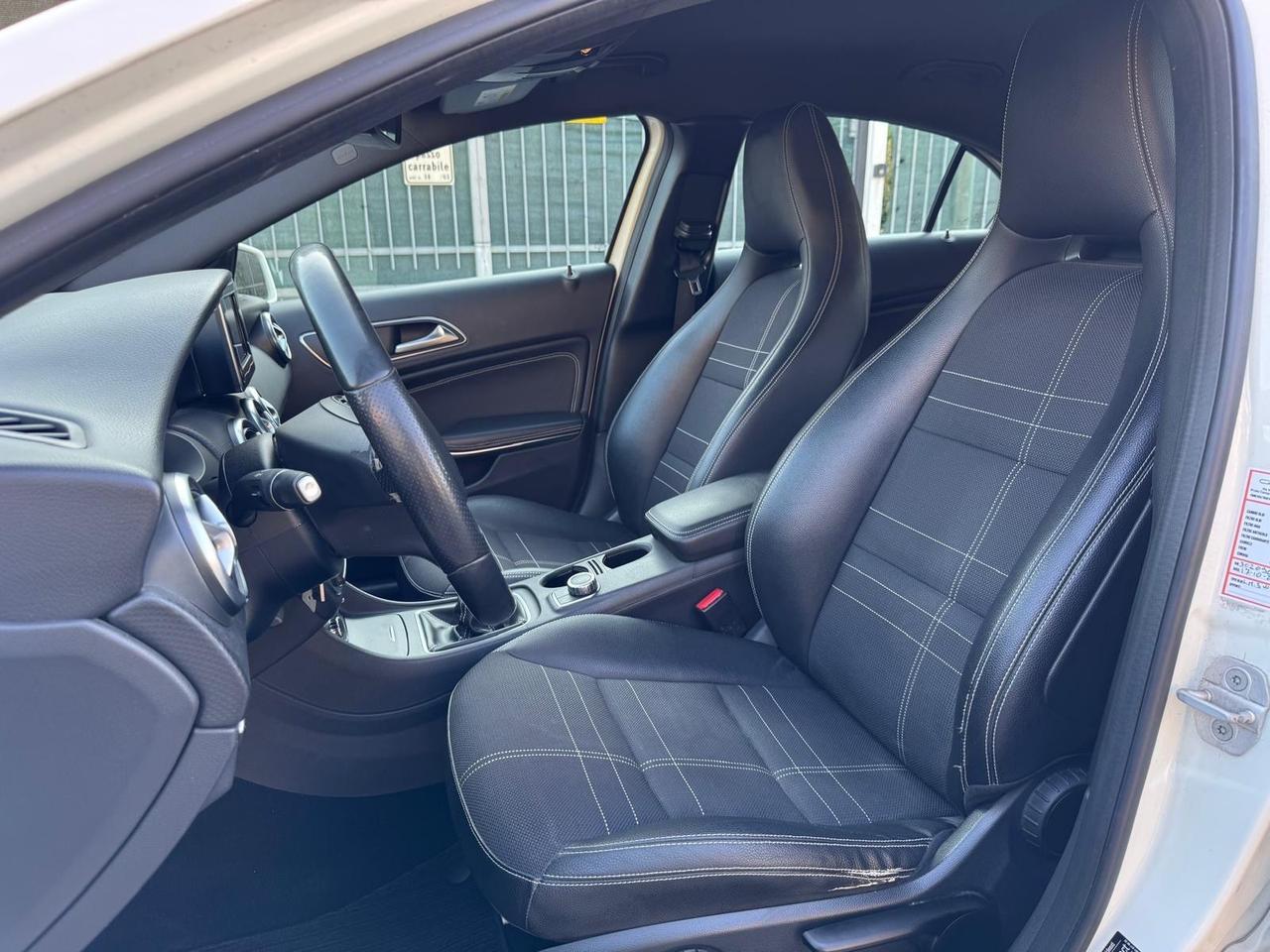 Mercedes-benz A 200 A 200 CDI Automatic Night Edition