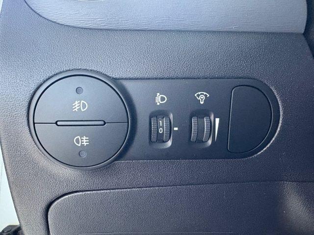 HYUNDAI i10 1.1 12V EURO 5 BENZ OK NEOP POCHISSIMI CHILOMETRI
