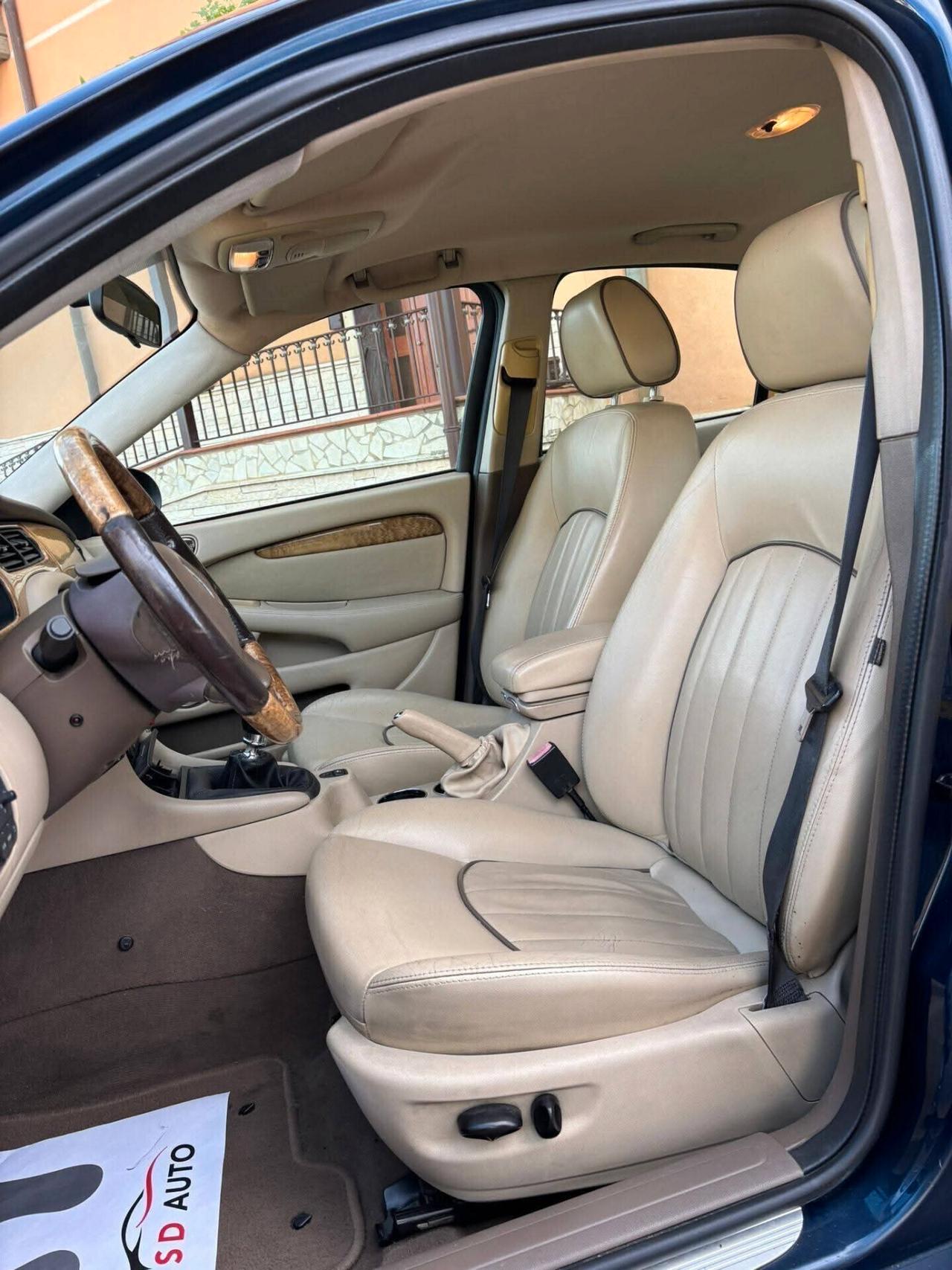 Jaguar X-Type 2.2D cat Classic/