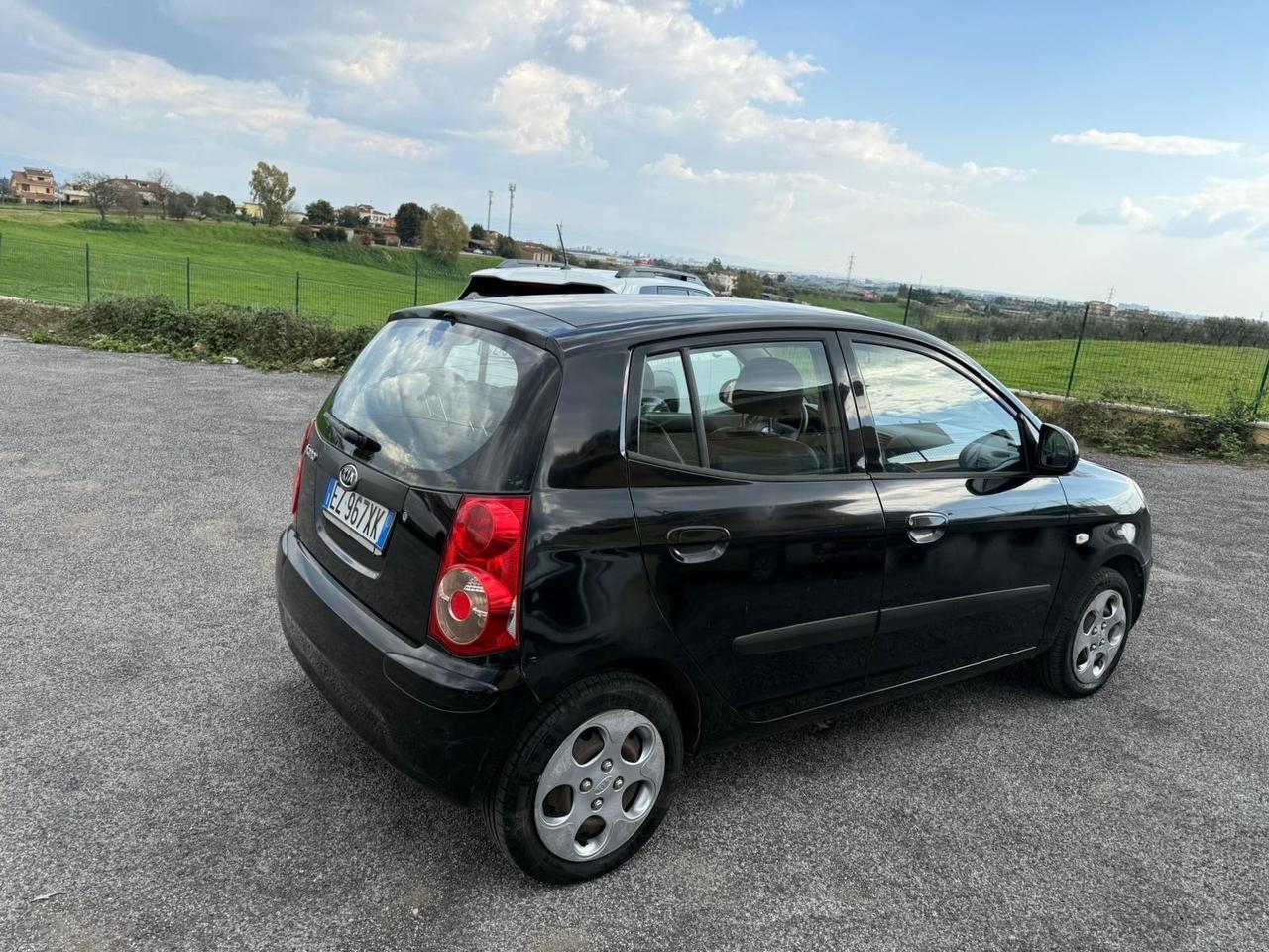 Kia Picanto 1.0 12V Town