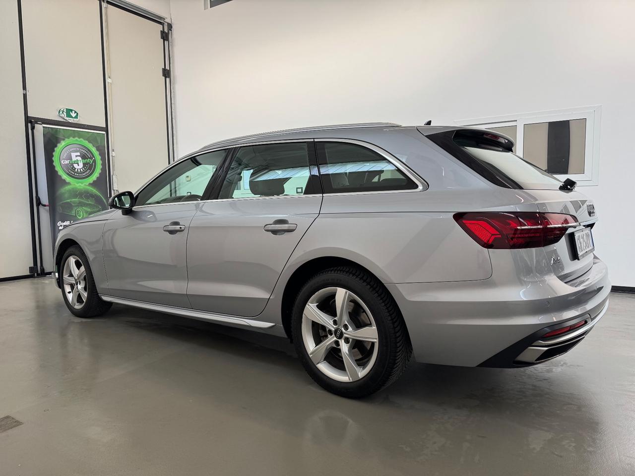 Audi A4 Avant 30 TDI/136 CV S tronic Business Advanced