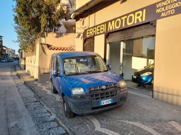 DISTRIBUZIONE E TAGLIANDO APPENA FATTI