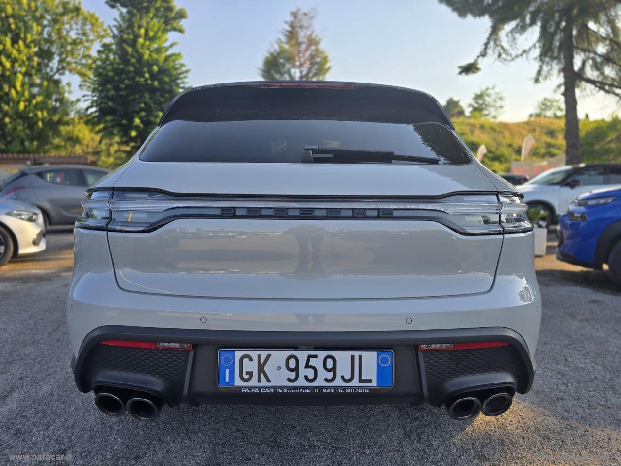 PORSCHE Macan 2.0 T