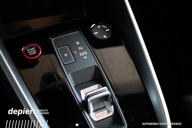 Audi RS3 Sportback Sportback TFSI quattro S tronic
