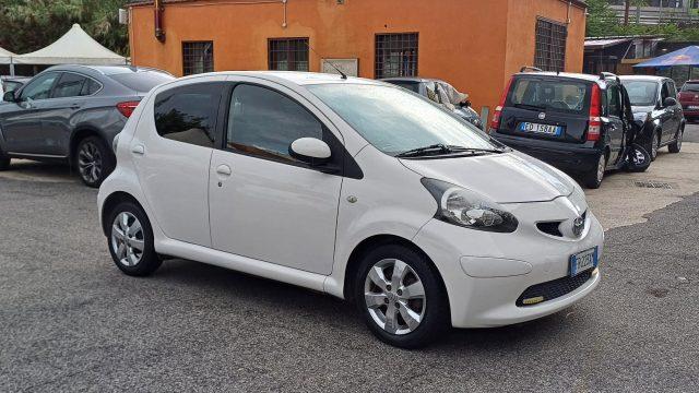 TOYOTA Aygo 1.0 VVT-i 69 CV 5 porte cool