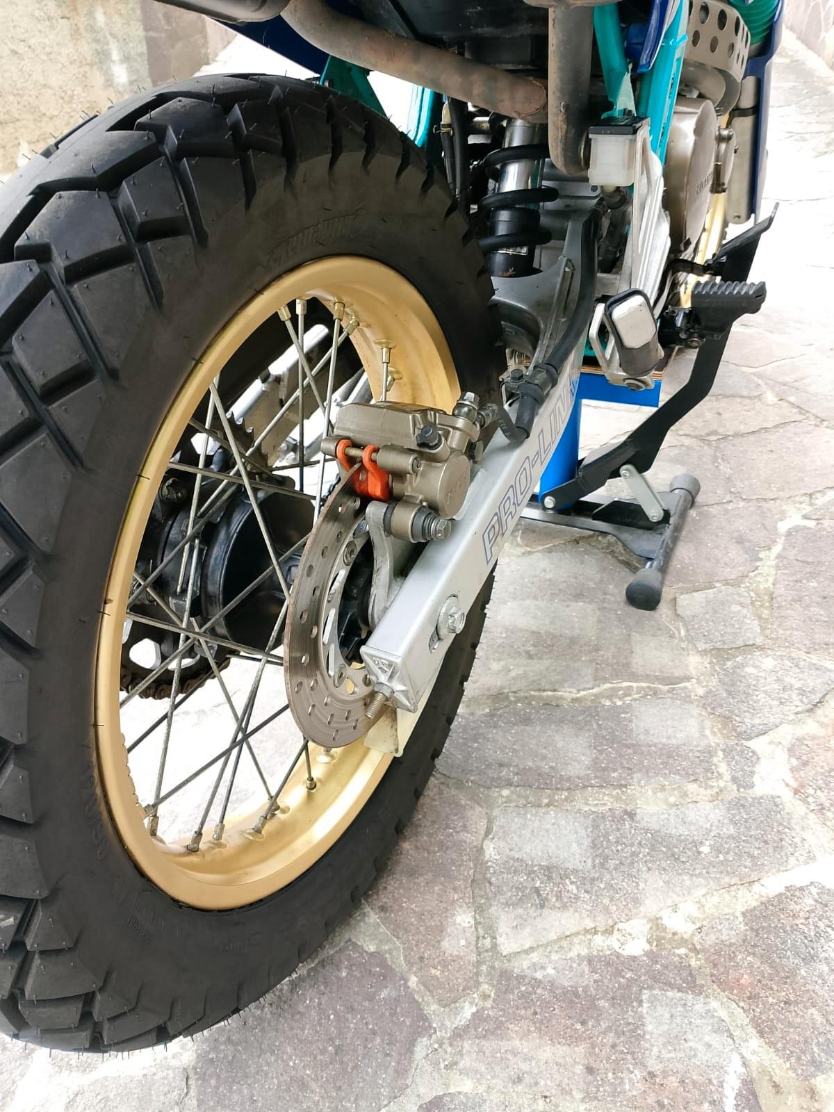 Honda NX 650 Dominator