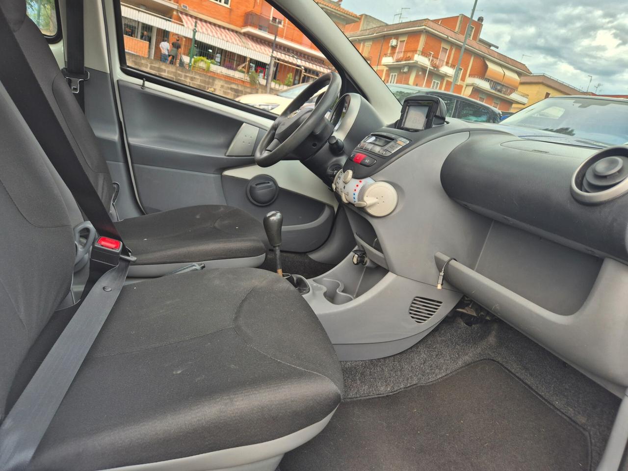 Toyota Aygo 1.0 12V VVT-i 5 porte Now Connect