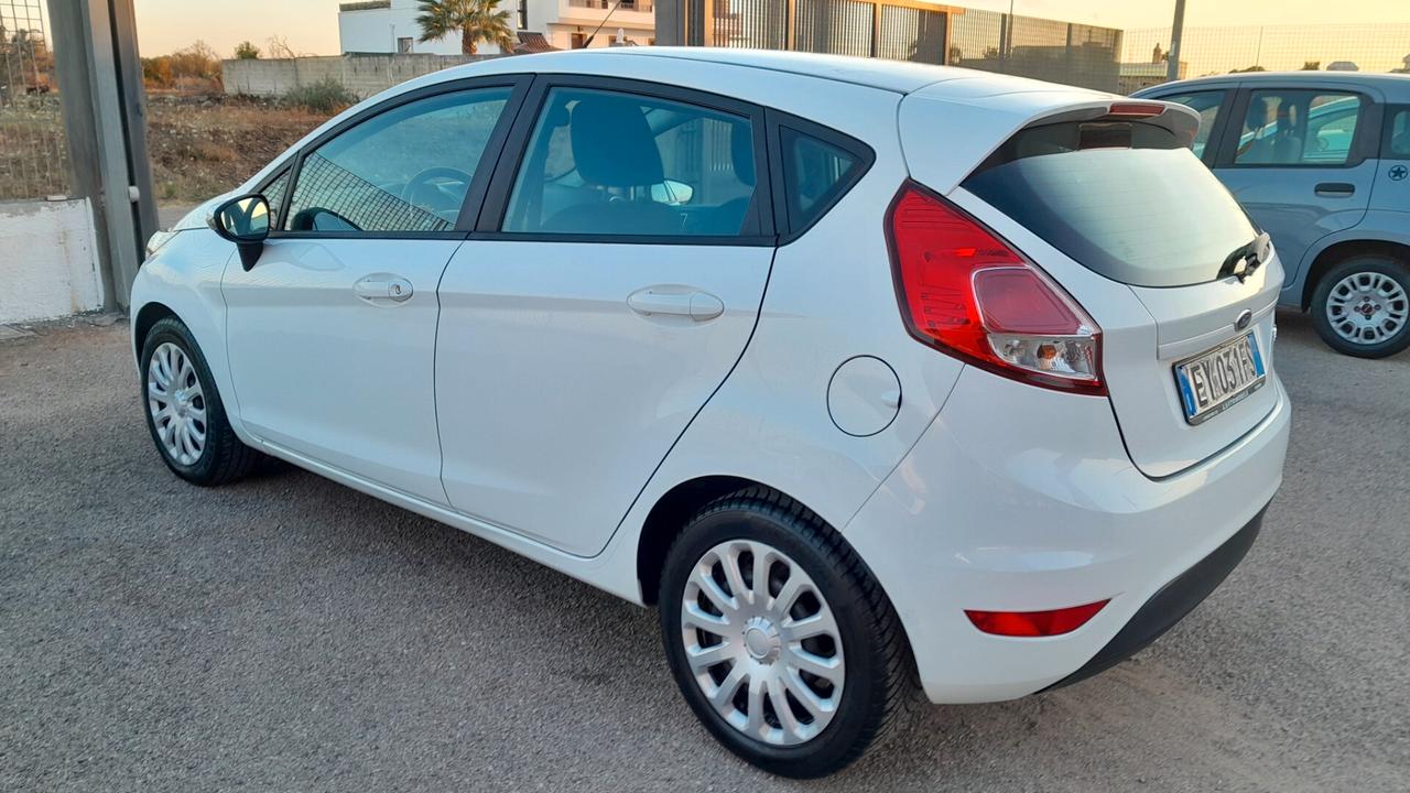 Ford Fiesta 1.5 TDCi 75CV 5 porte