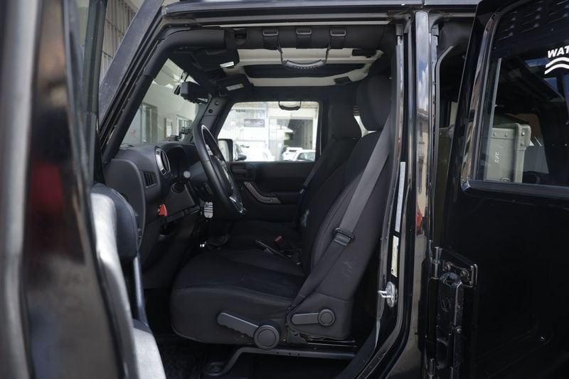 Jeep Wrangler Jeep Wrangler 2.8 CRD DPF Sahara Auto 147KW ANNO 2016