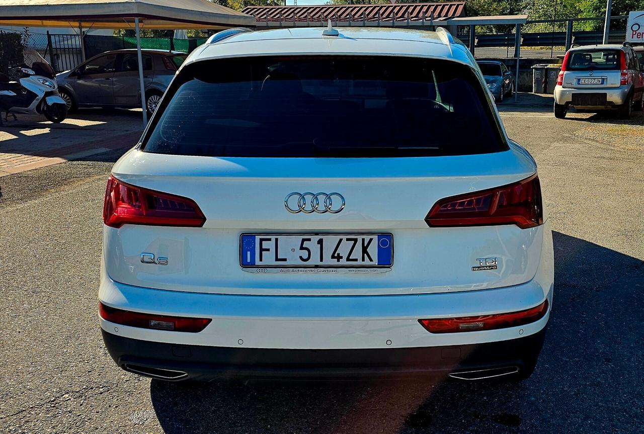 Audi Q5 2.0 TDI quattro S tronic Business Sport