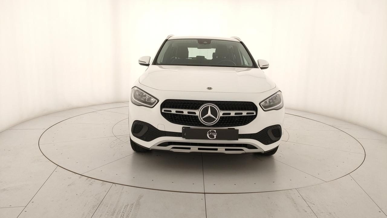 Mercedes-Benz GLA 180 d Business Extra auto