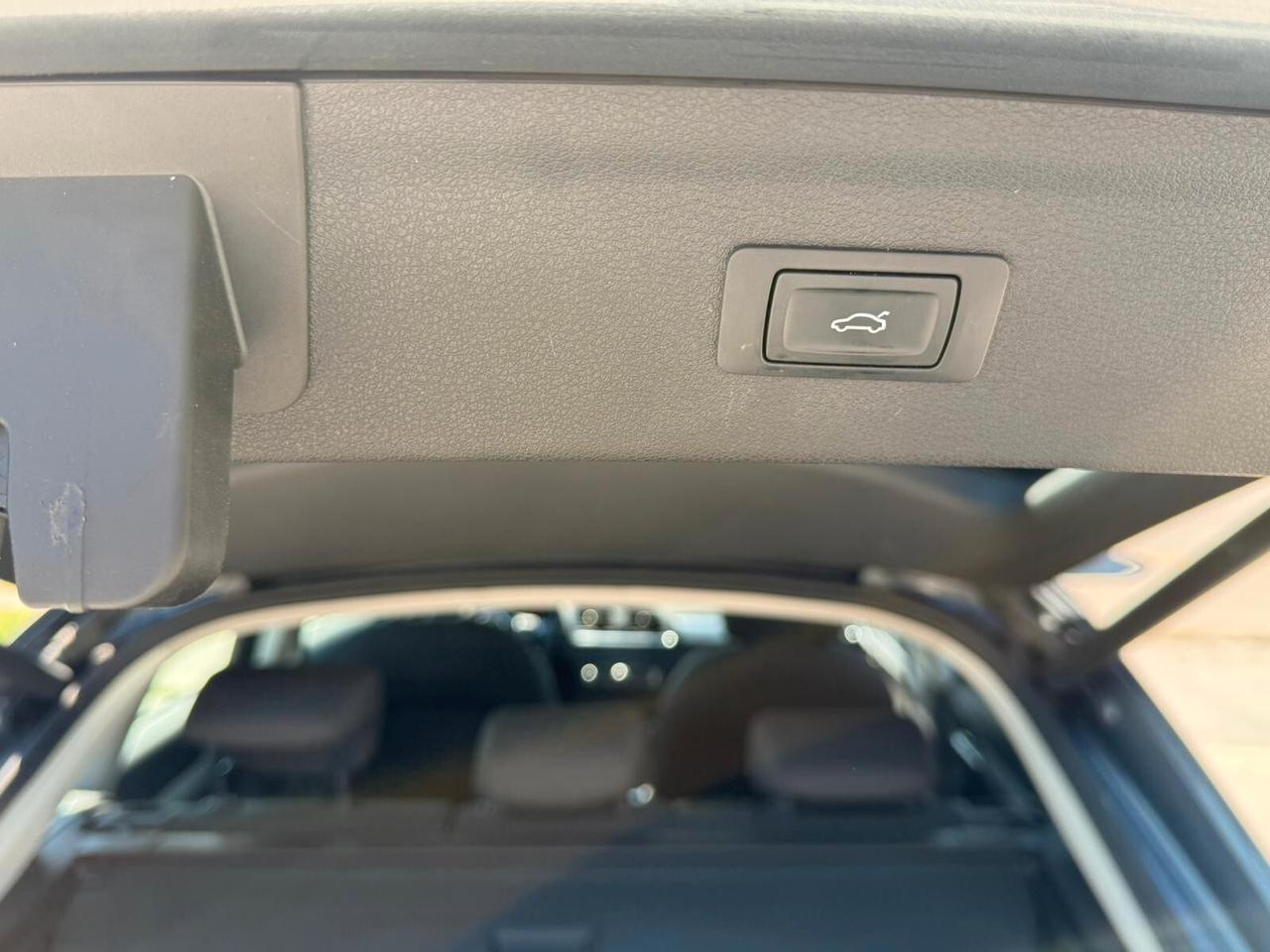 Audi Q3 2.0 TDI 150 CV 6m Business