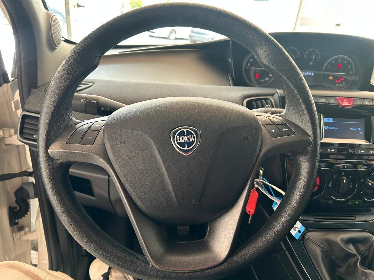Lancia Ypsilon 1.2 69 CV KM 28000