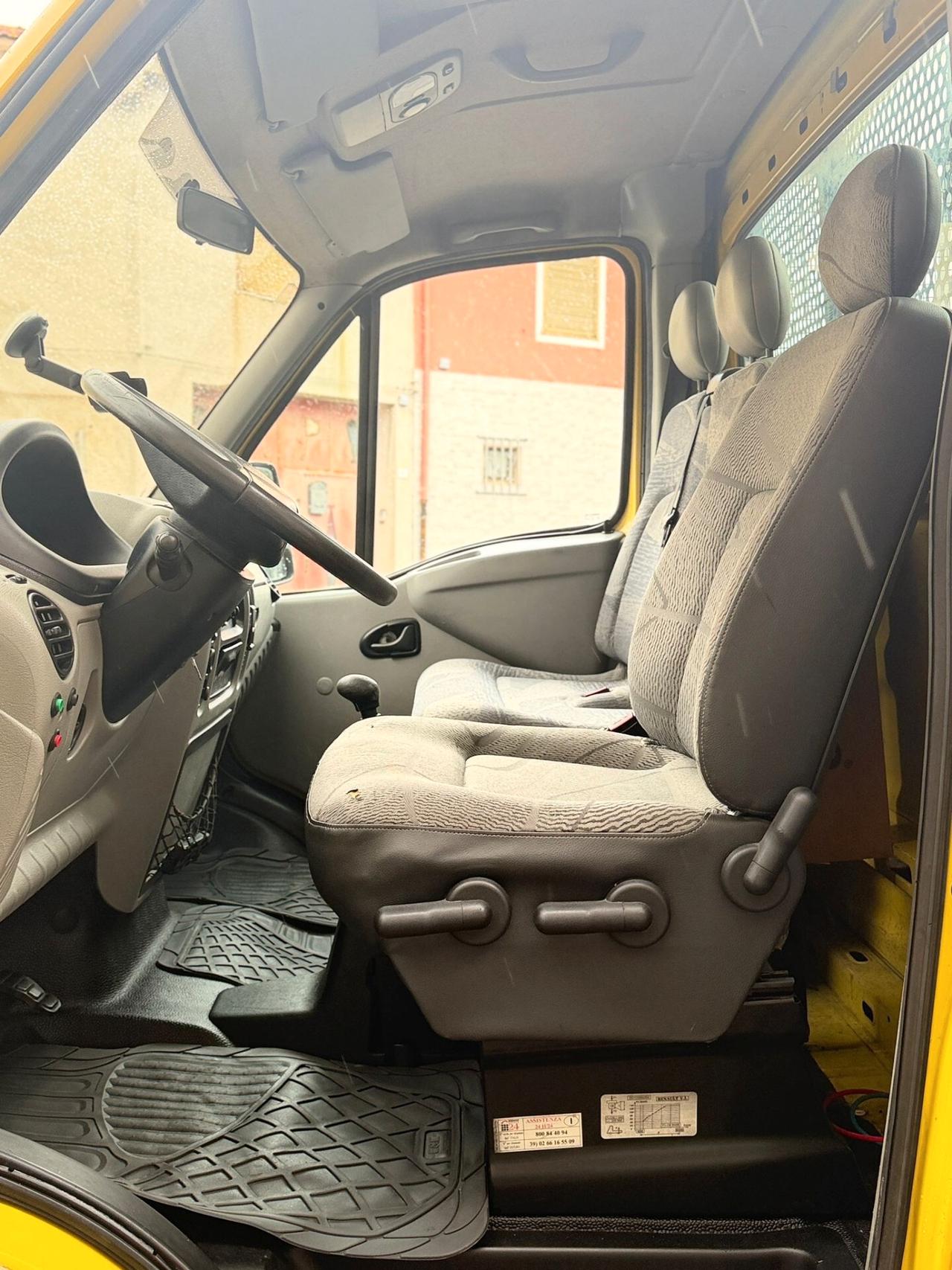 Renault Master 2.5 td ribaltabile