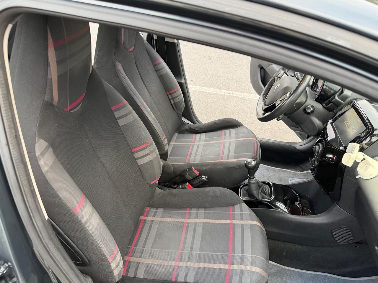 Peugeot 108 VTi 68 5 porte Allure TOP!