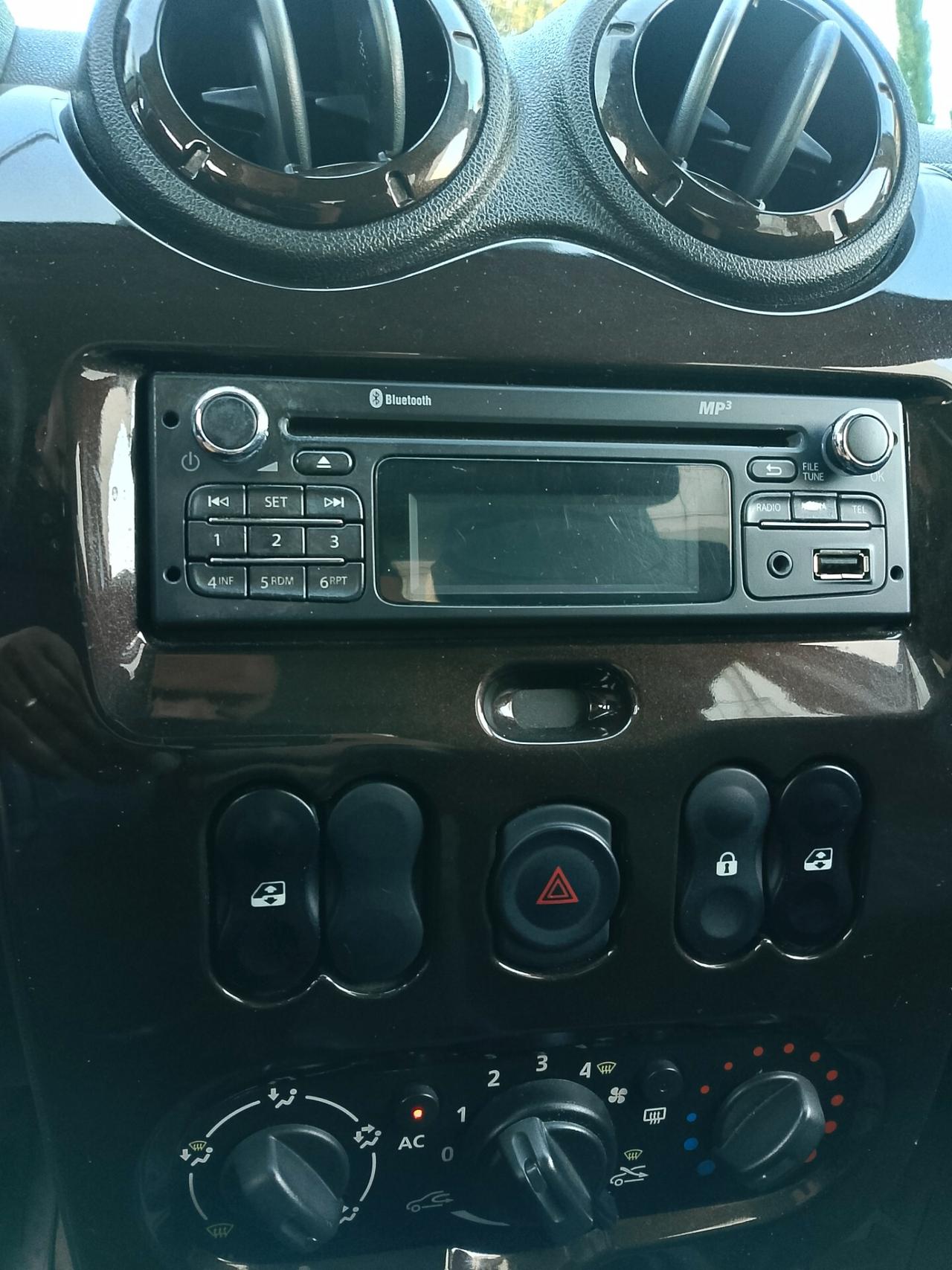 Dacia Duster 1.5 dCi 90CV 4x2 Lauréate