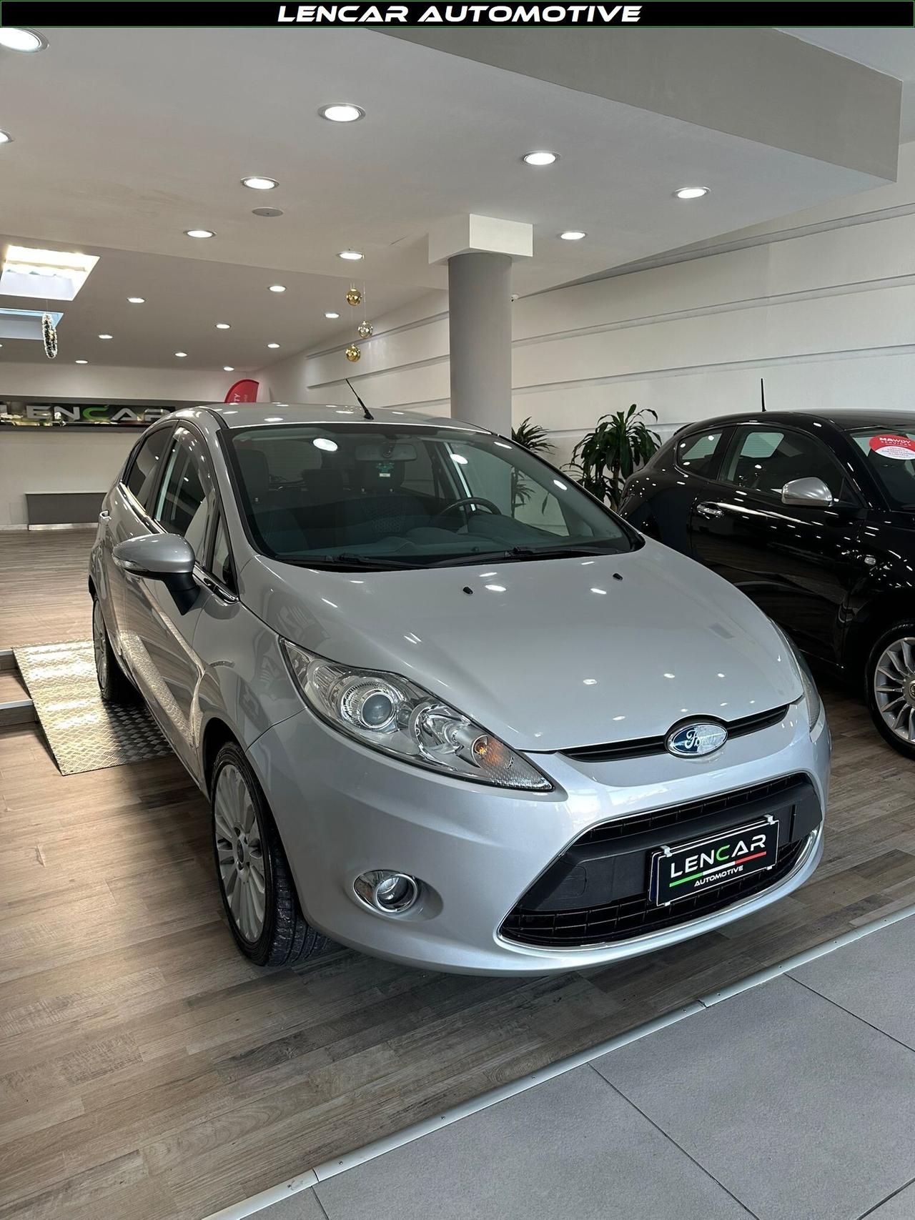 Ford Fiesta 1.4 TDCi 5p. Titanium OK NEOPATENTATI