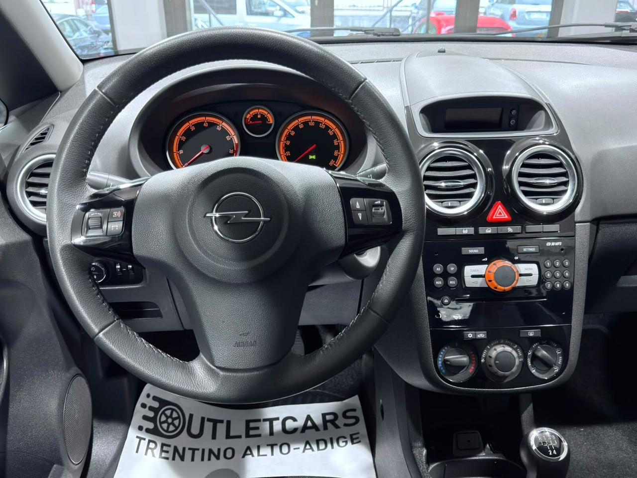 OPEL CORSA 1.2 86cv 110.000km 2014 NEOPATENTATI