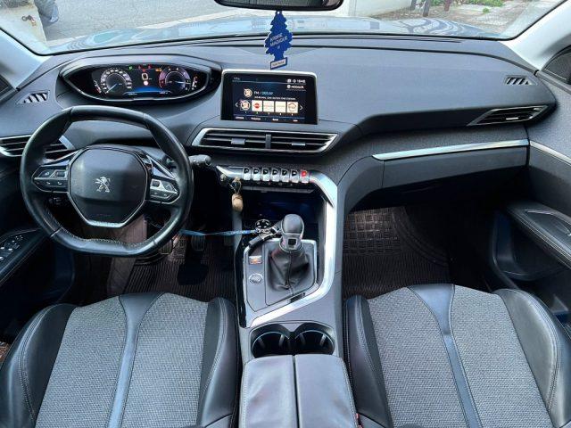 PEUGEOT 3008 BlueHDi 120 S&S Allure