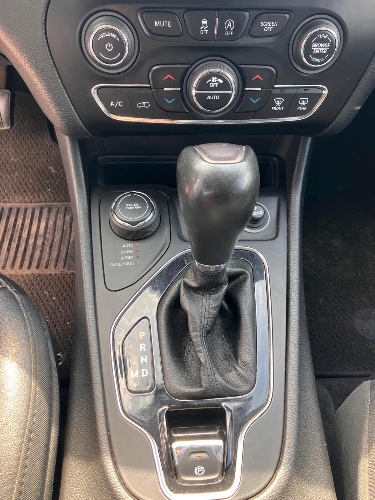 JEEP CHEROKEE 2.2 Mjt AWD Active Drive I Overland