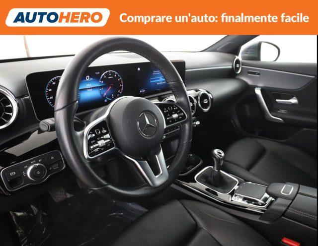 MERCEDES-BENZ A 180 Sport